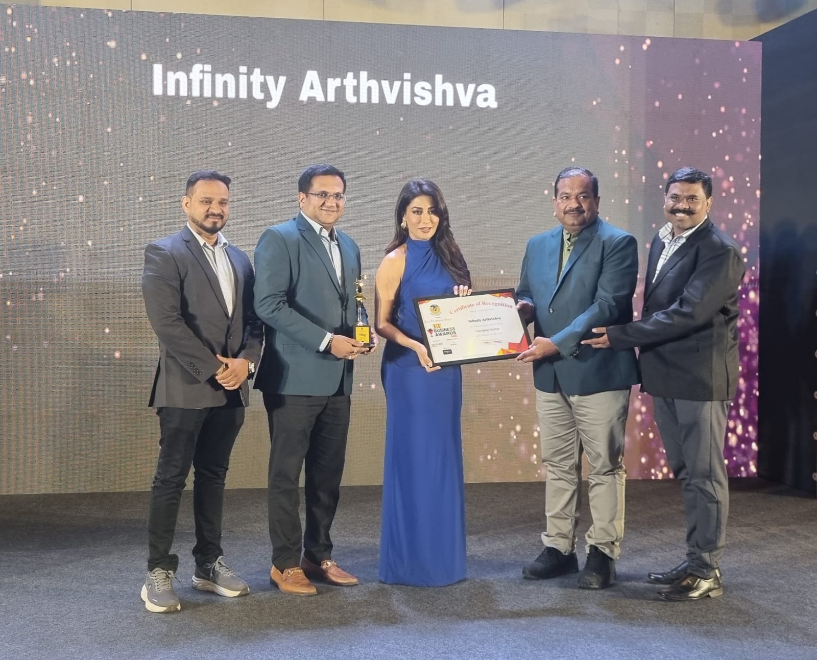 Team collaboration at Infinity Arthviksha